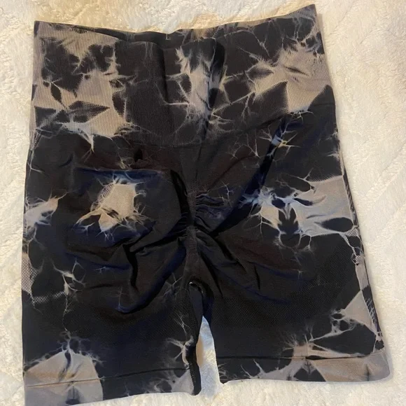NWOT black & gray  booty sculpting shorts. - Picture 2 of 2
